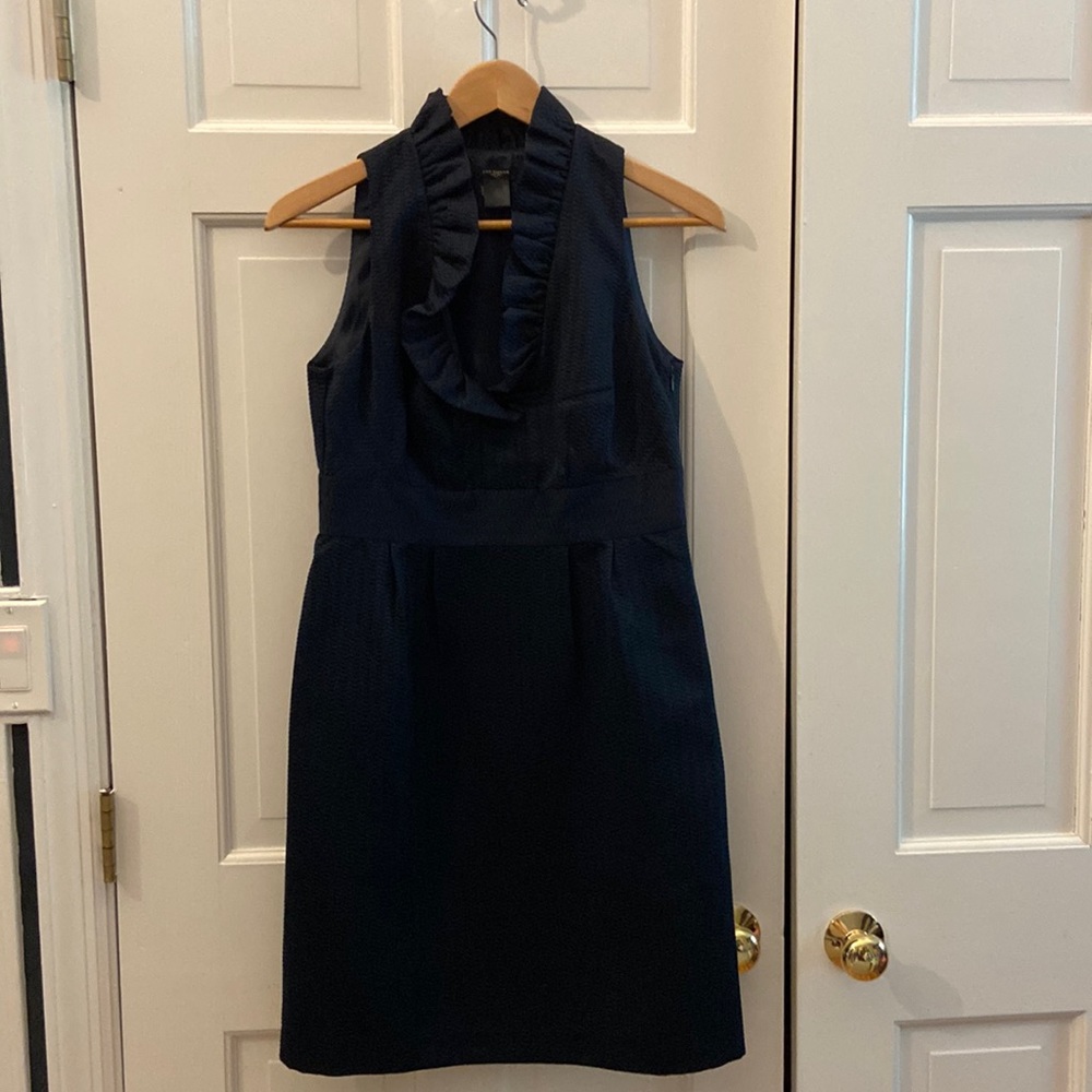 Ann Taylor navy lined sleeveless dress size to only worn once